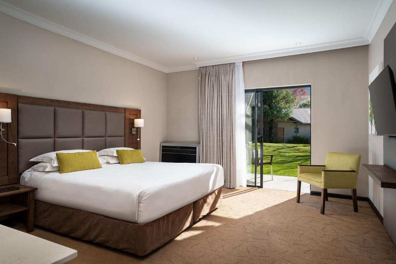 Premier Resort Sani Pass Himeville Dış mekan fotoğraf